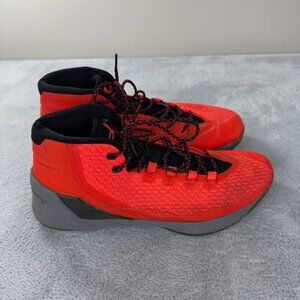 Under Armour Men’s Size 13 US/12 UK/47.5 EU Curry 3 Bolt Orange 1269279-810